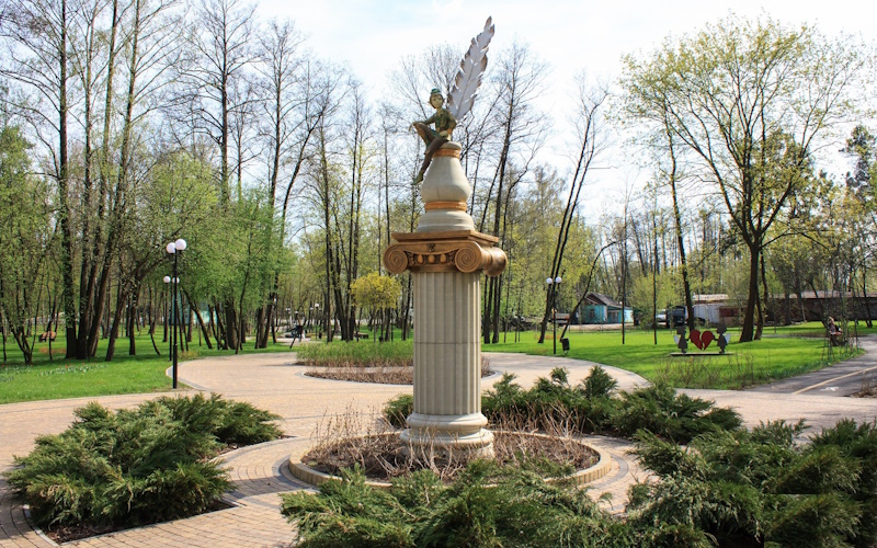 Точка 1: Парк Письменників (Старт)